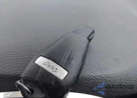 2013 Jeep Grand Cherokee Limited из США, поврежденный, VIN 1C4RJEBG4DC636503